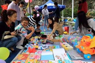 义卖搞笑,笑点满满,爱心满满